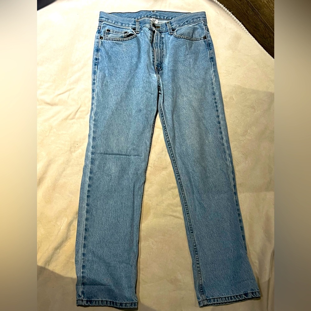 Faded Glory Straight Leg Jeans Relaxed Fit size 12 / 32 inch waist